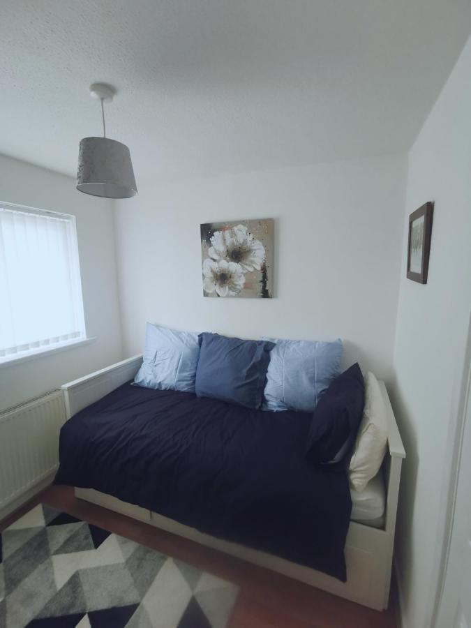 Room In A Friendly Home In A Quite Neighborhood Of Cardiff Exterior foto