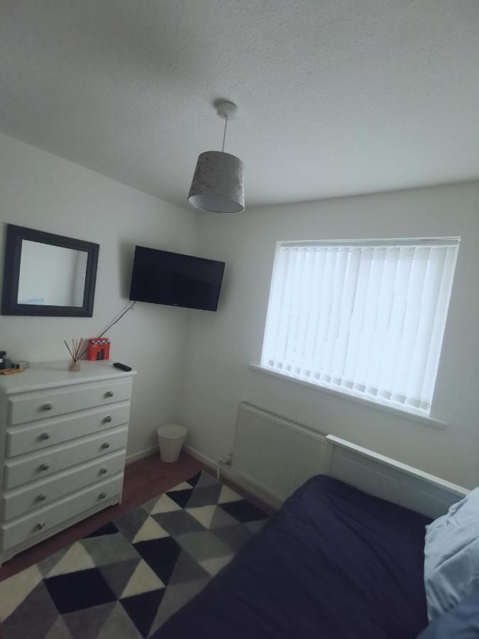 Room In A Friendly Home In A Quite Neighborhood Of Cardiff Exterior foto
